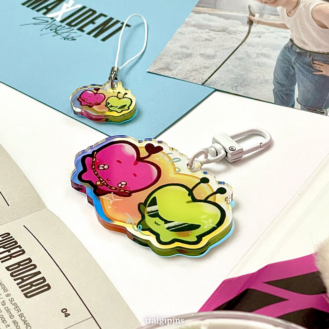 Stray Kids ‘Pipi 뚱&탱’ Keychain and Charm