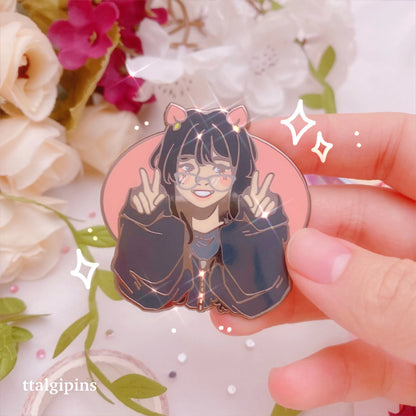 Twice ‘Peachy Momo’ Enamel Pin